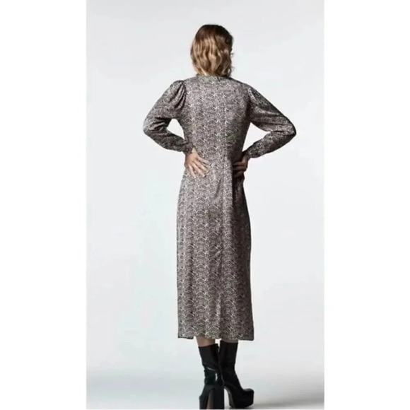 Zara PRINTED MIDI DRESS BLACK / WHITE - - Picture 2 of 14